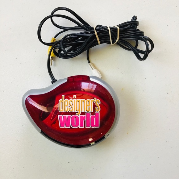 VINTAGE DESIGNERS WORLD TV GAME W/WIRELESS REMOTE - Picture 1 of 4